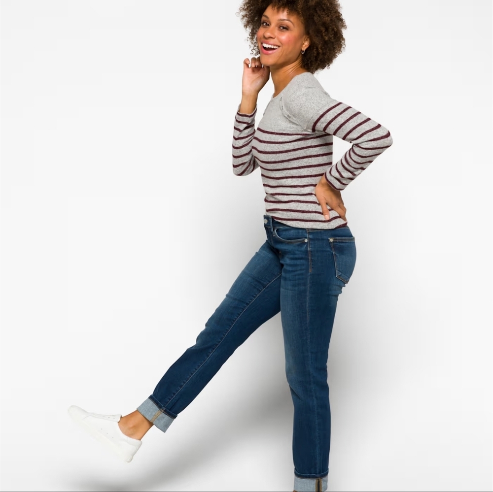 Judy Blue Anya Mid Rise Straight Leg Jean from Stitchfix - Picture 3 of 11